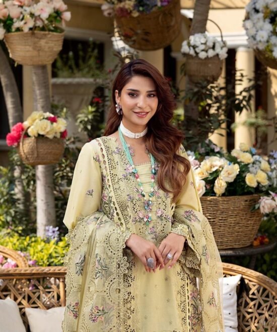 elaf-premium-bahar-mc-02-luxury-lawn-embroidered-suit