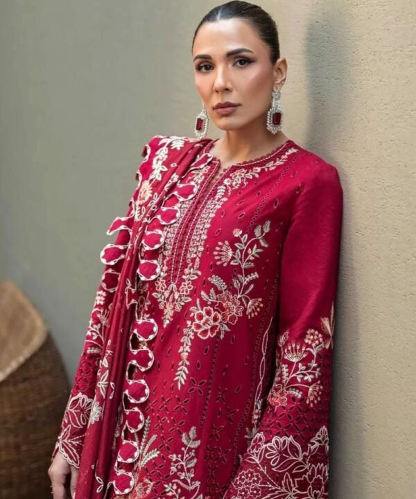 akbar-aslam-maryvn-mc-06-embroidery-detail-shot